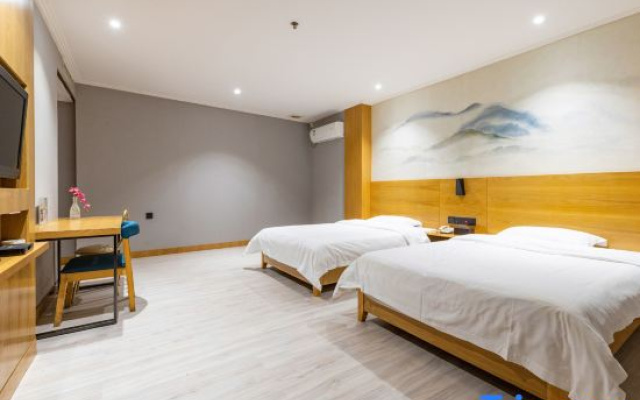 Kaililai Hotel (Huidong Herun Pedestrian Street Branch)
