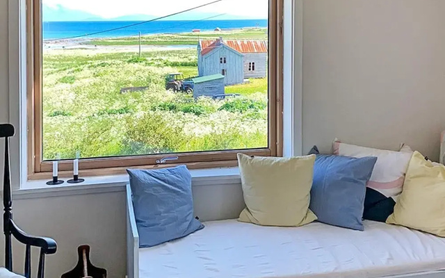 8 Person Holiday Home in Sandsøy
