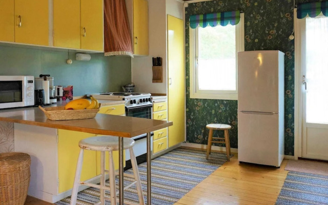 6 Person Holiday Home in Mellbystrand