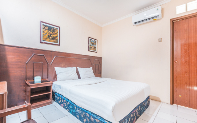 OYO 1383 Taman Cibinong 2