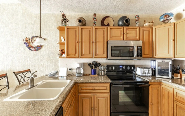 Sonoran Sea 3BR SSE 701 Upper by Casago