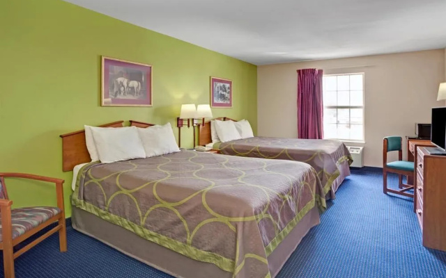 Super 8 Motel - Louisville Expo Center