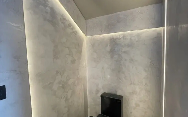 Emrose Luxury Cabins