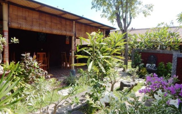 Pondok Shindu Guest House
