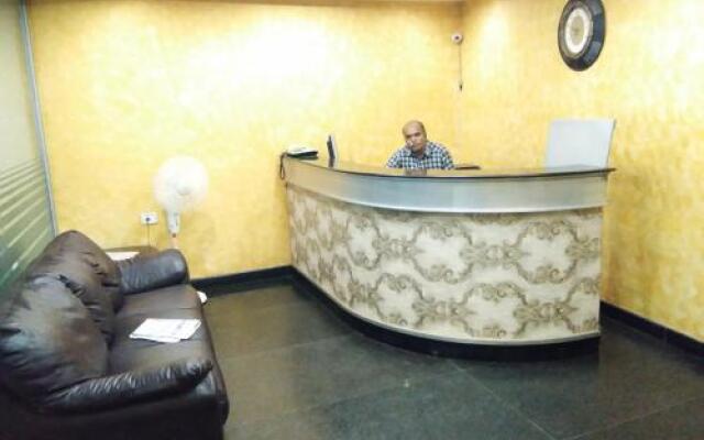Hotel GGT Grand