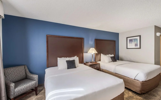 Days Inn and Suites Sequim