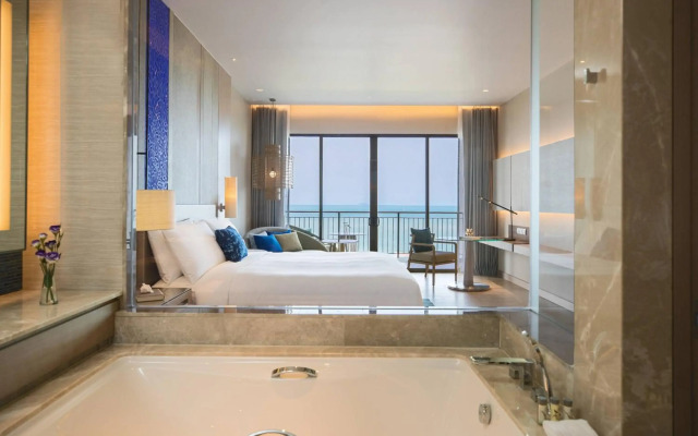 Renaissance Pattaya Resort & Spa