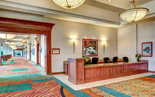 Hilton Seattle Airport & Conference Center