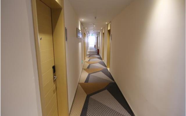 City Comfort Inn Fengcheng Railway Station Jianyi Avenue