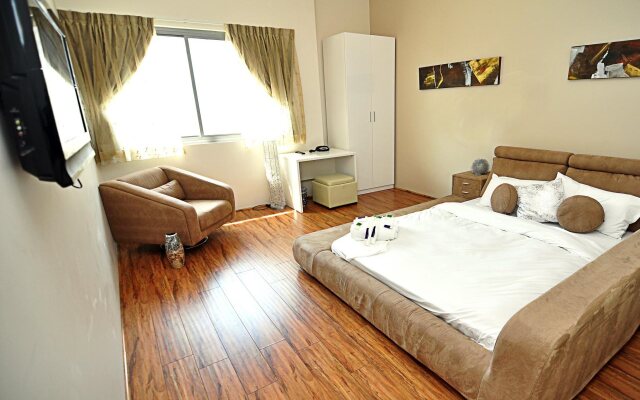 Sydney Riseon Hotel