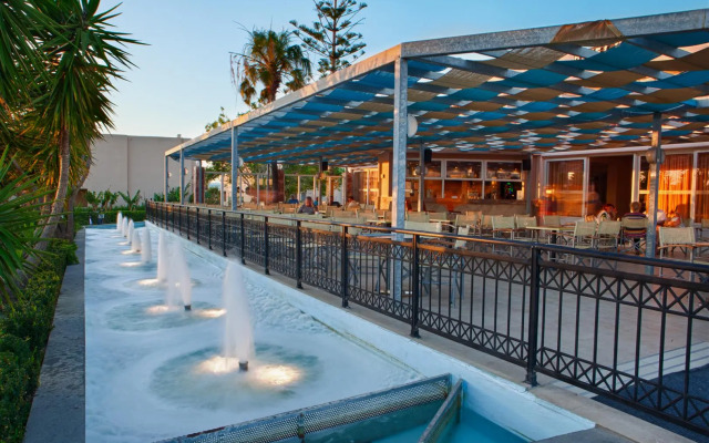 ILIOS APARTHOTEL(Tigaki)