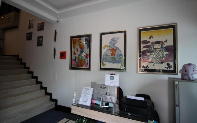 The 168 Gallery Residence