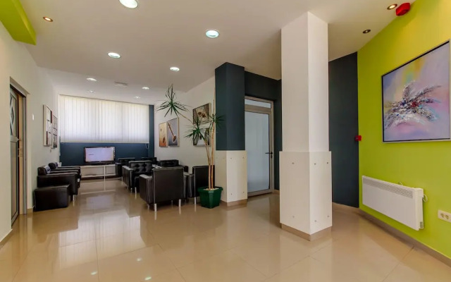 Hotel Novi