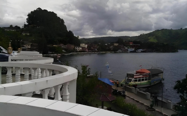 Darma Agung Beach Hotel by Airy Rooms