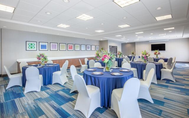 Holiday Inn Express Surprise by IHG