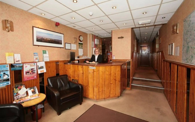 McLays Guest House