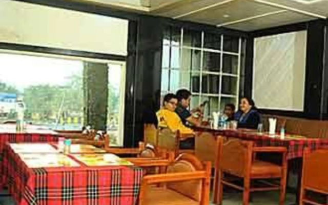 Sonar Bangla's Motel Midway