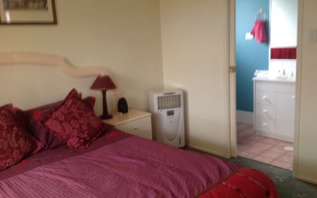 Lake Illawarra Bed and Breakfast