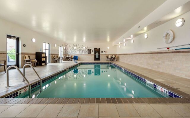 Sleep Inn & Suites Fargo Medical Center