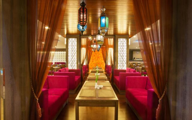 Lombok Raya Hotel
