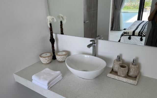 AURA AIR 1, pool & seaview villa, Choengmon 500m