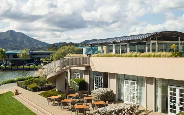 Acqua Hotel
