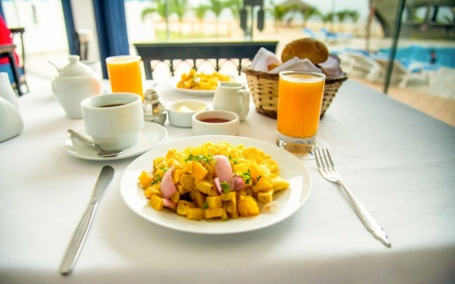 Nauti-K Beach Hotel
