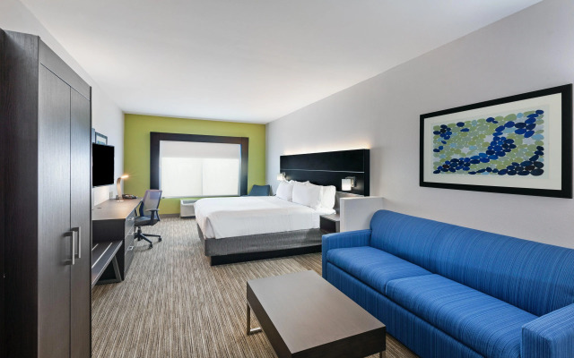 Holiday Inn Express Hotel & Suites Sealy by IHG