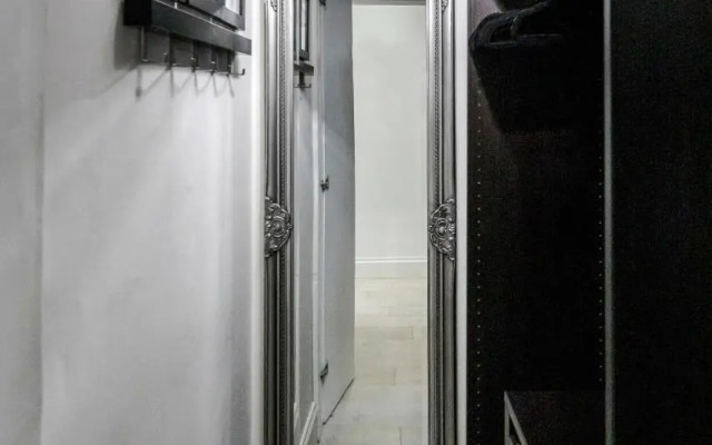 Oxford Street 2 Bed Apartment