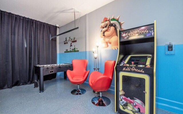 1625maids 8 Bedroom Villa