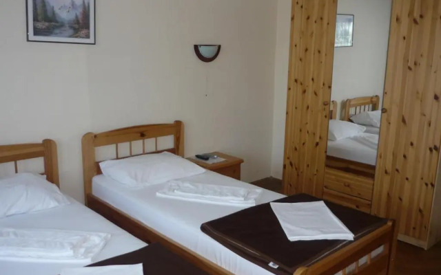 Hotel Bijela Ruza