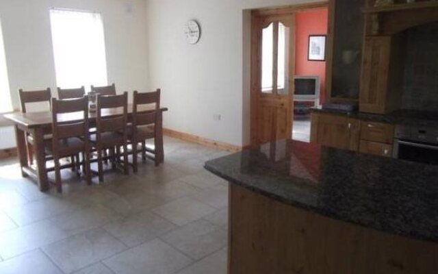 Ashwood Apartments Donegal