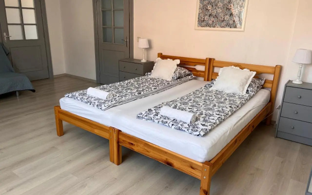 Pacsirta Apartman Grand