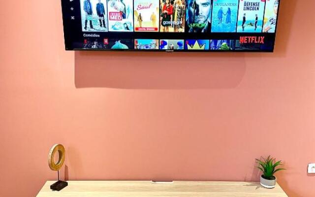 NG SuiteHome Potennerie CosyHouse Balnéo I Netflix