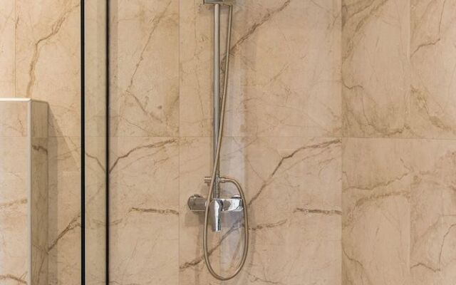Makris Luxury Rooms