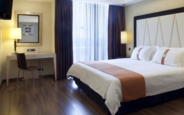 Holiday Inn