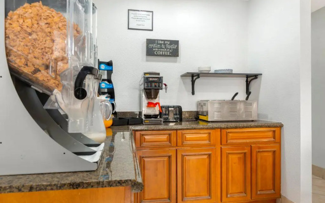 Red Roof Inn Bowling Green