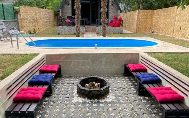 Sleek Bungalow With Private Pool Near Sapanca Lake