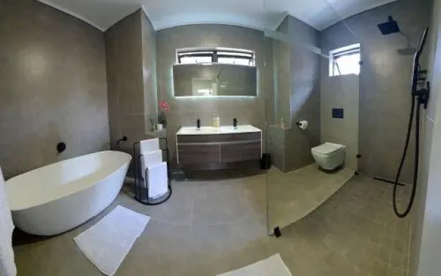 The Guesthouse 6 on Vrede