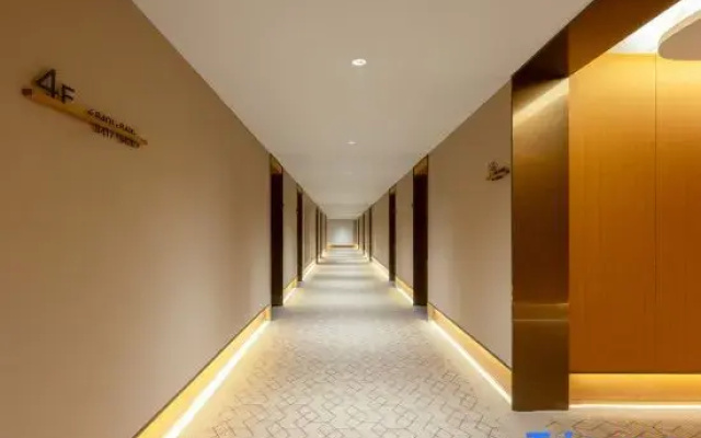 JI Hotel (Shaanxi Automobile Industrial Park, Shanghai International Center)