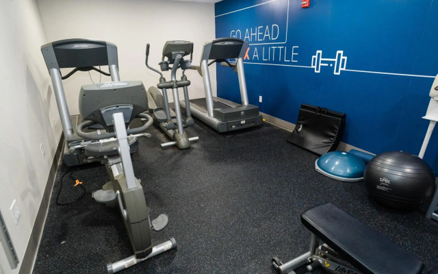 Holiday Inn Express Hotel & Suites Kodak East - Sevierville by IHG