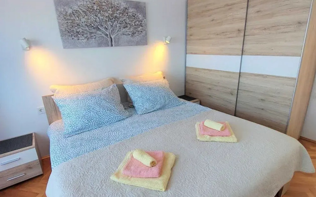 Sea View Crikvenica Apartment With Balcony and Free Wifi