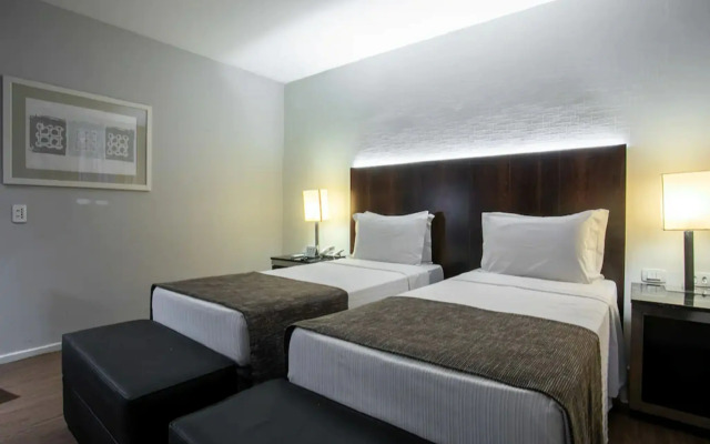 Orla Copacabana Hotel