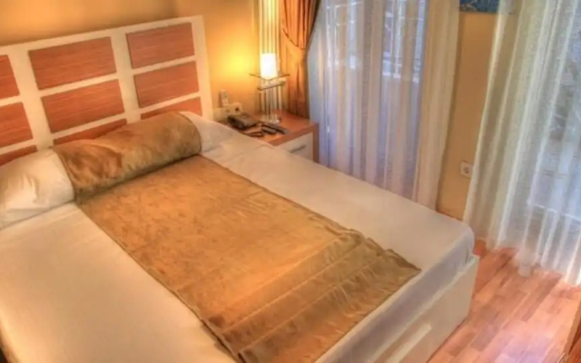 Tamara Suite Hotel