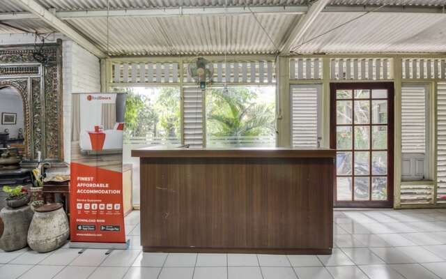 RedDoorz Hostel near Adisucipto Airport Yogyakarta