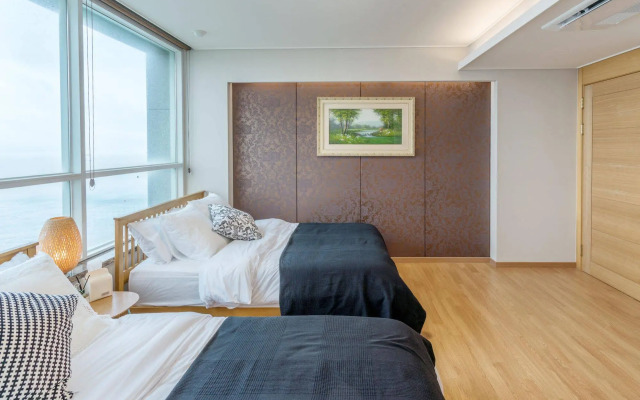 Mono House Busan Songdo Beach