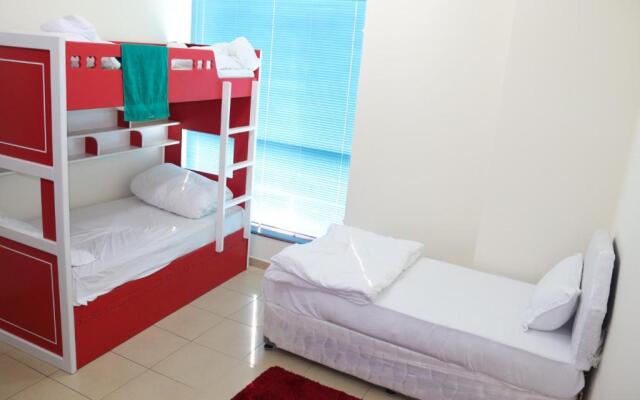 California Hostel Dubai Beach