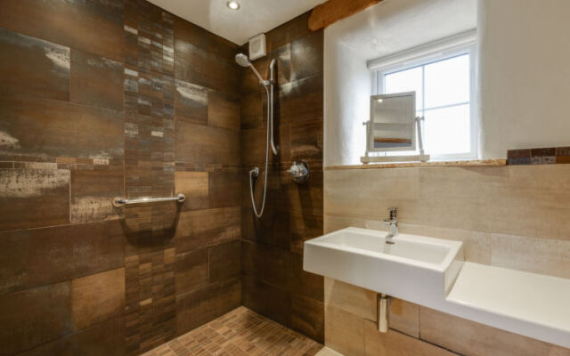 Holiday Home Llety'r Mynach