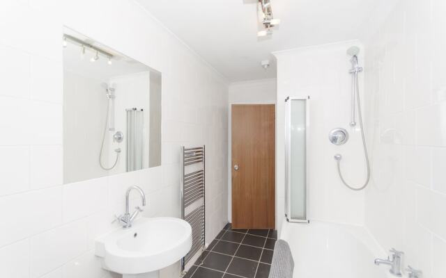 City Apartment With Rural Charm