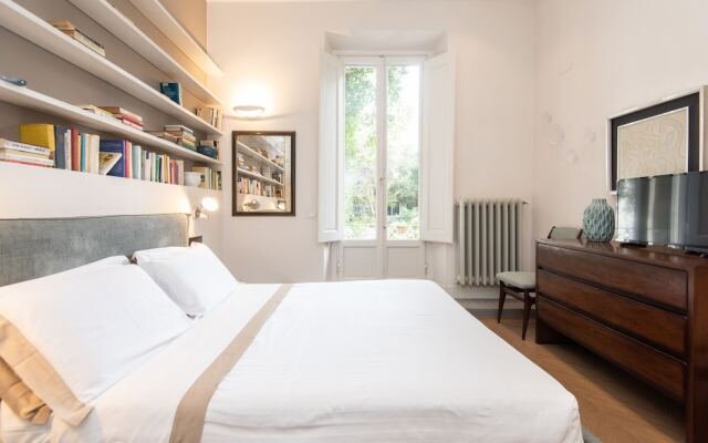 Raffaello Apartment by Firenze Prestige